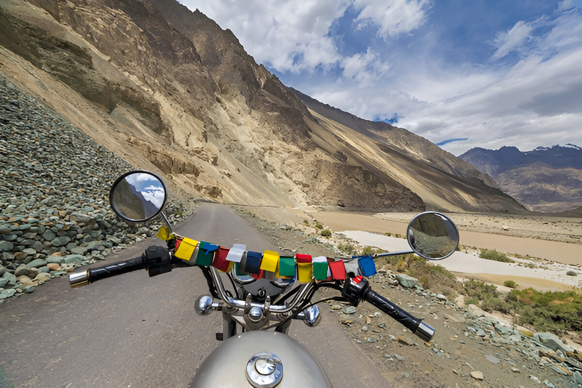 Leh tour packages