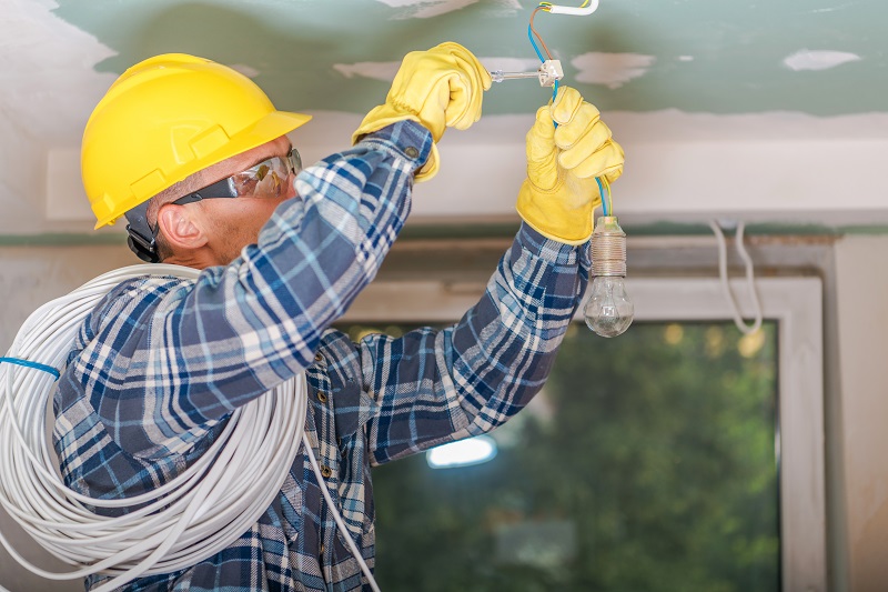 Commercial Electricians
