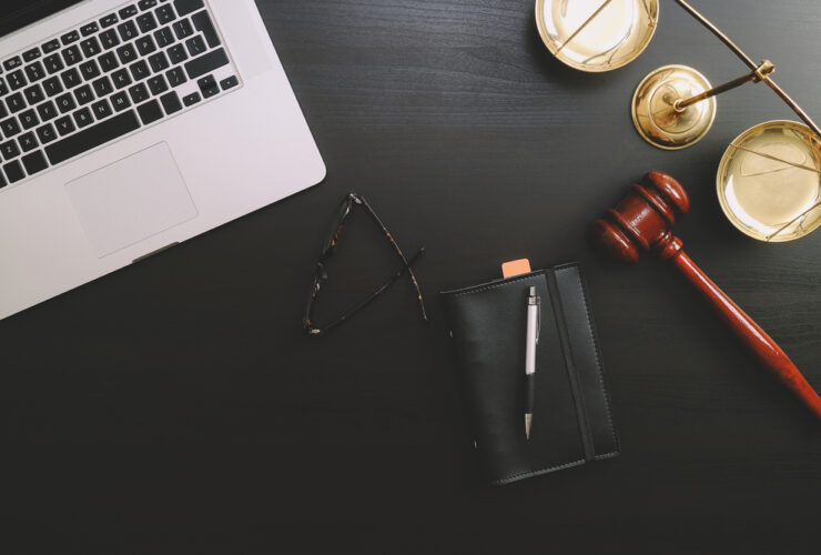 divorce lawyer